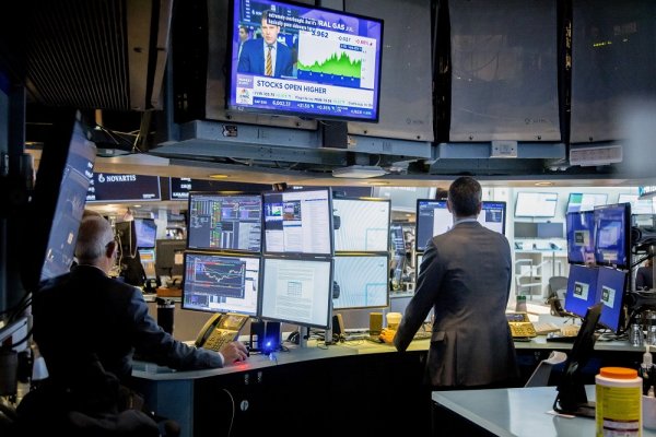 8u Brasileiros protestam no portal da USTR com piadas e pedidos de prisão a Bolsonaro